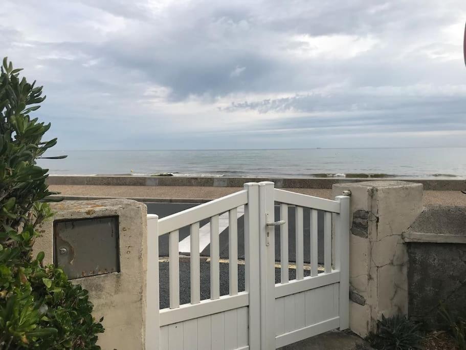 Vue Exceptionnelle En Front De Mer, 8 Personnes Ver-sur-Mer 외부 사진